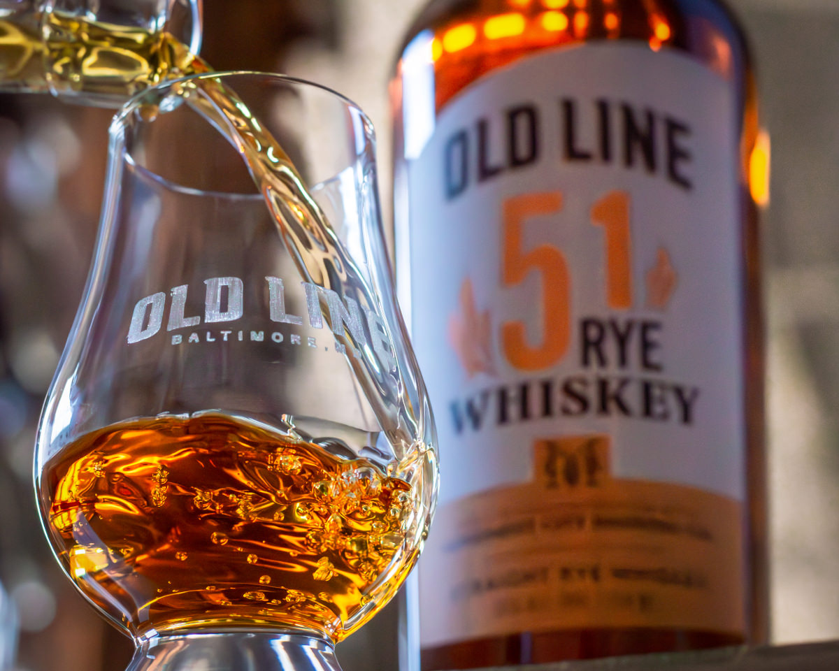 Old Line Rye Whiskey Pour